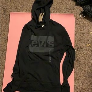 MEN’s LEVI HOODIE